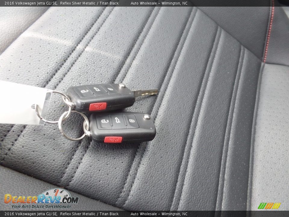 2016 Volkswagen Jetta GLI SE Reflex Silver Metallic / Titan Black Photo #20