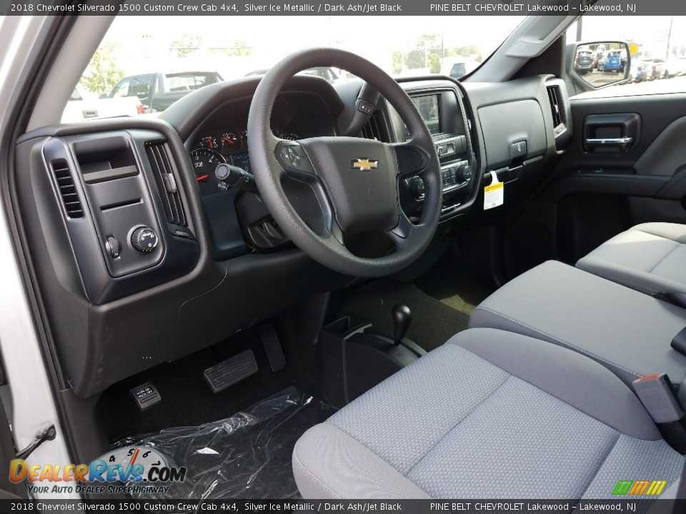 2018 Chevrolet Silverado 1500 Custom Crew Cab 4x4 Silver Ice Metallic / Dark Ash/Jet Black Photo #7
