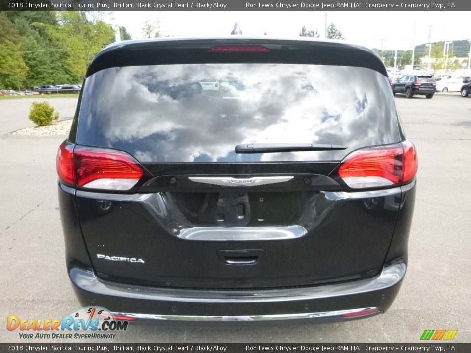 2018 Chrysler Pacifica Touring Plus Brilliant Black Crystal Pearl / Black/Alloy Photo #4