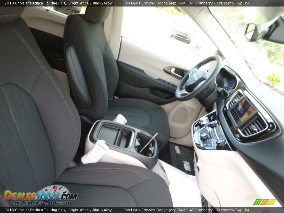 2018 Chrysler Pacifica Touring Plus Bright White / Black/Alloy Photo #10