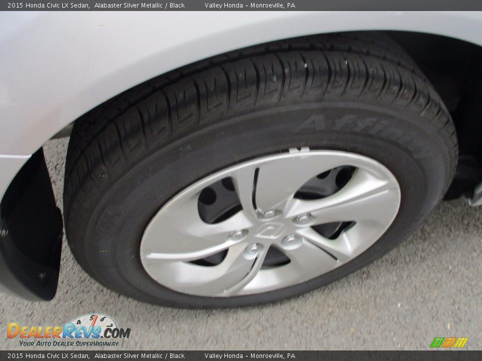 2015 Honda Civic LX Sedan Alabaster Silver Metallic / Black Photo #6