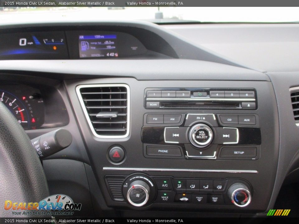 2015 Honda Civic LX Sedan Alabaster Silver Metallic / Black Photo #15
