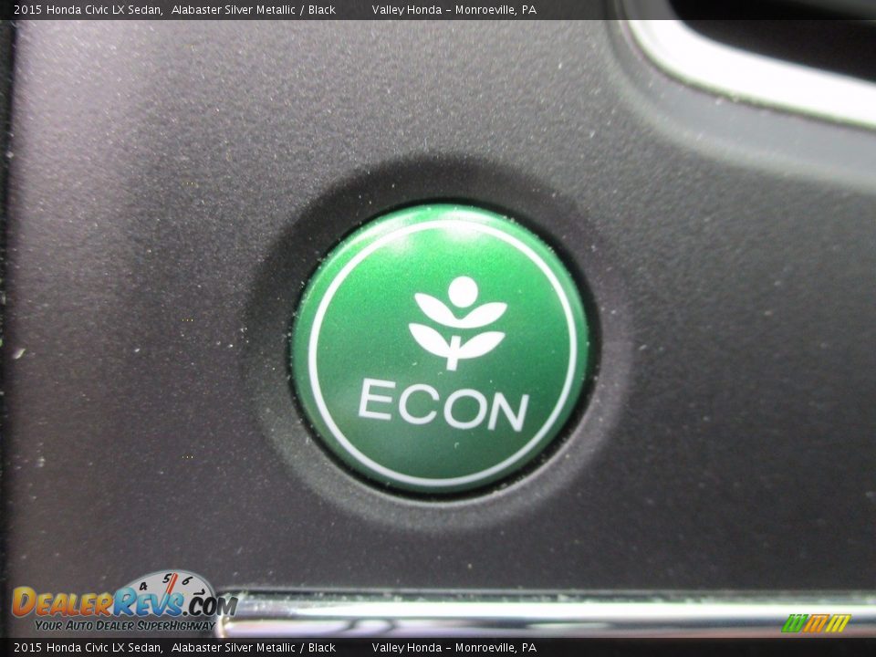 2015 Honda Civic LX Sedan Alabaster Silver Metallic / Black Photo #18