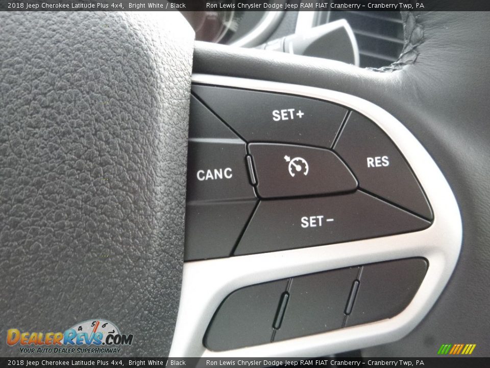 2018 Jeep Cherokee Latitude Plus 4x4 Bright White / Black Photo #18
