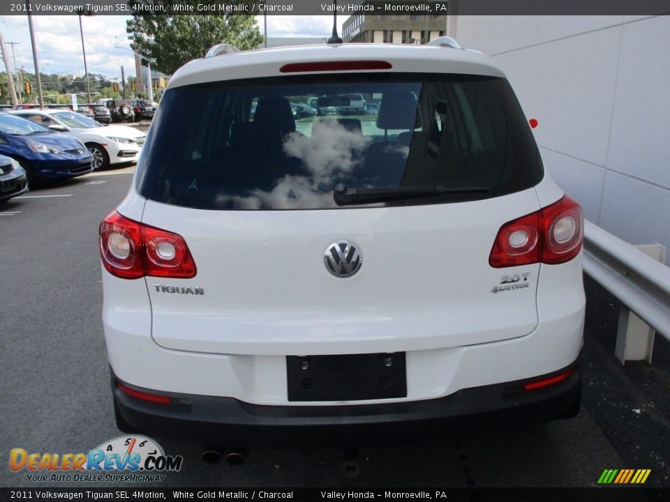 2011 Volkswagen Tiguan SEL 4Motion White Gold Metallic / Charcoal Photo #4