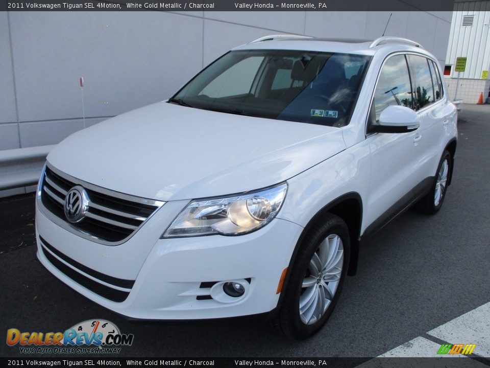 2011 Volkswagen Tiguan SEL 4Motion White Gold Metallic / Charcoal Photo #10
