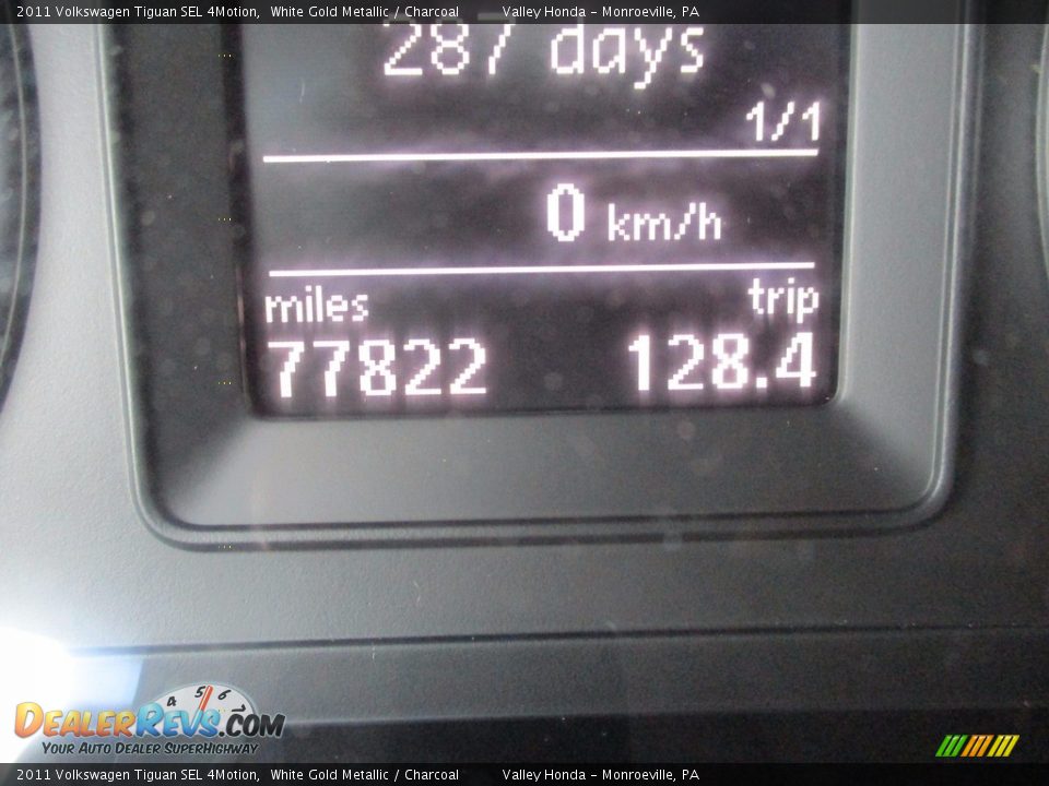 2011 Volkswagen Tiguan SEL 4Motion White Gold Metallic / Charcoal Photo #20