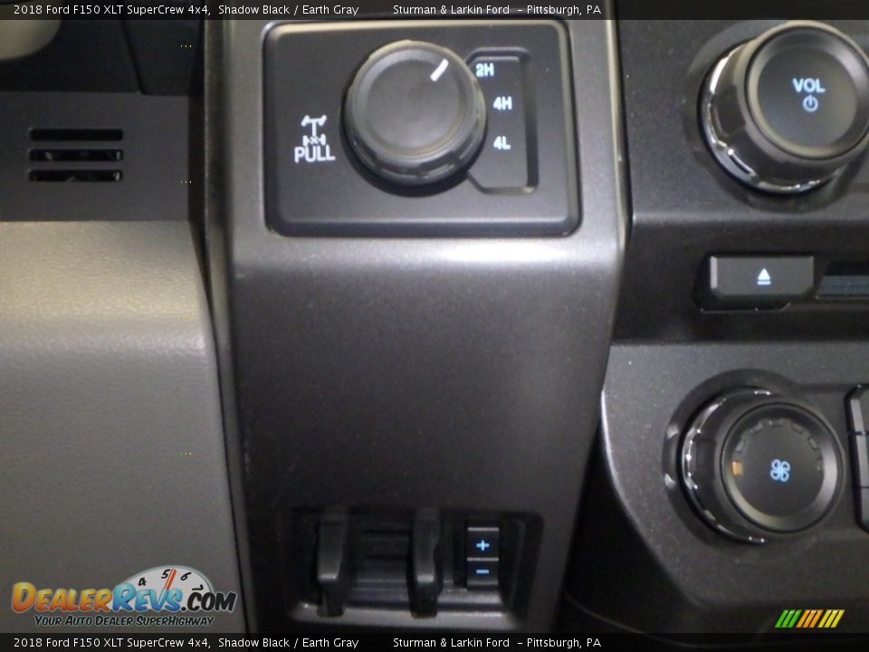2018 Ford F150 XLT SuperCrew 4x4 Shadow Black / Earth Gray Photo #14