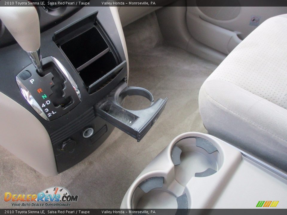2010 Toyota Sienna LE Salsa Red Pearl / Taupe Photo #17