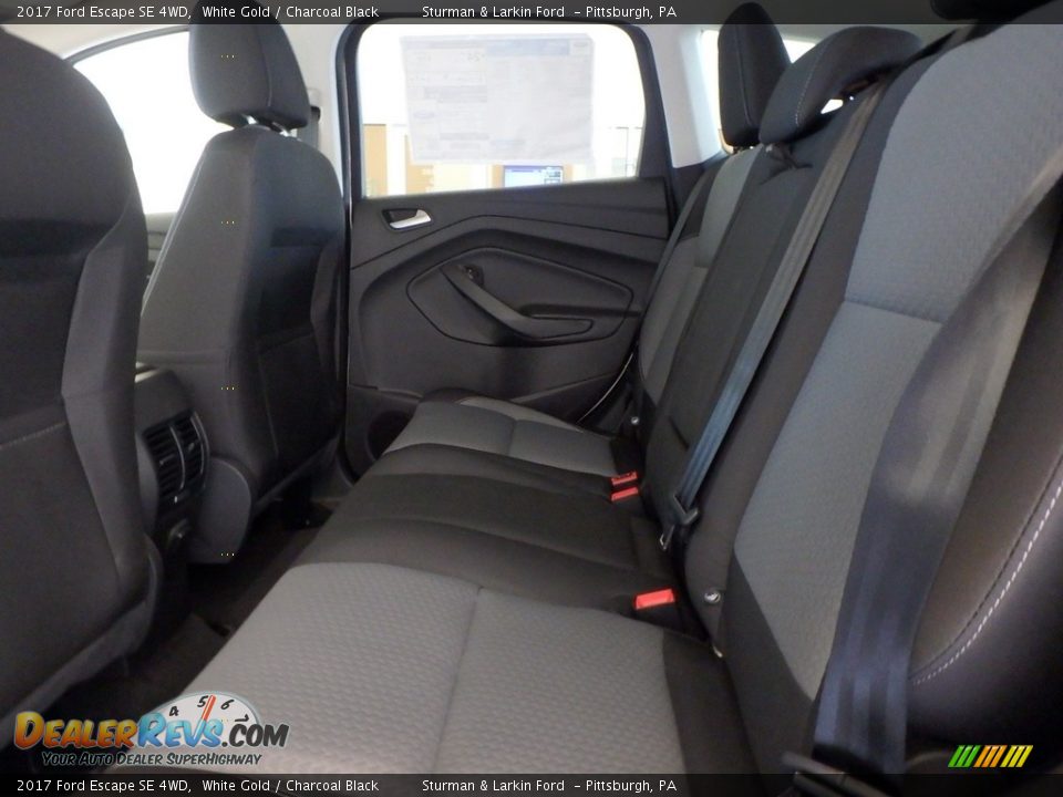 2017 Ford Escape SE 4WD White Gold / Charcoal Black Photo #7