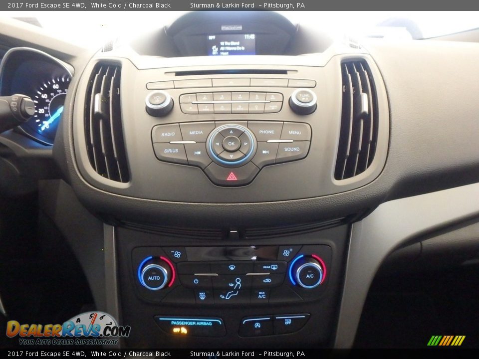 2017 Ford Escape SE 4WD White Gold / Charcoal Black Photo #12