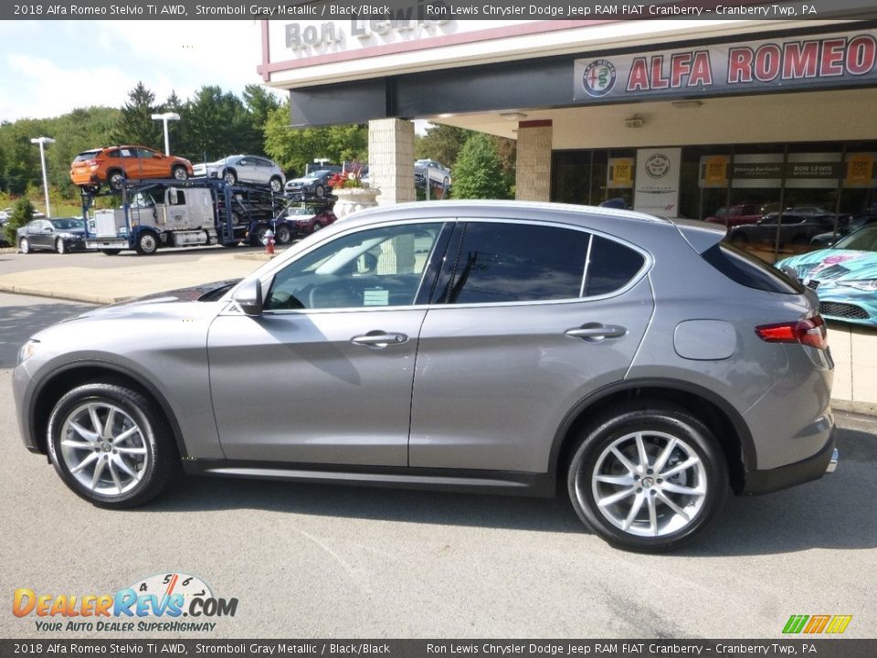 2018 Alfa Romeo Stelvio Ti AWD Stromboli Gray Metallic / Black/Black Photo #3