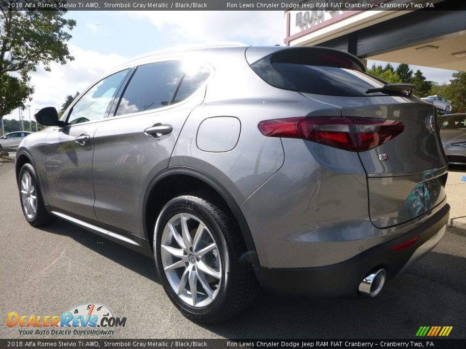 2018 Alfa Romeo Stelvio Ti AWD Stromboli Gray Metallic / Black/Black Photo #5