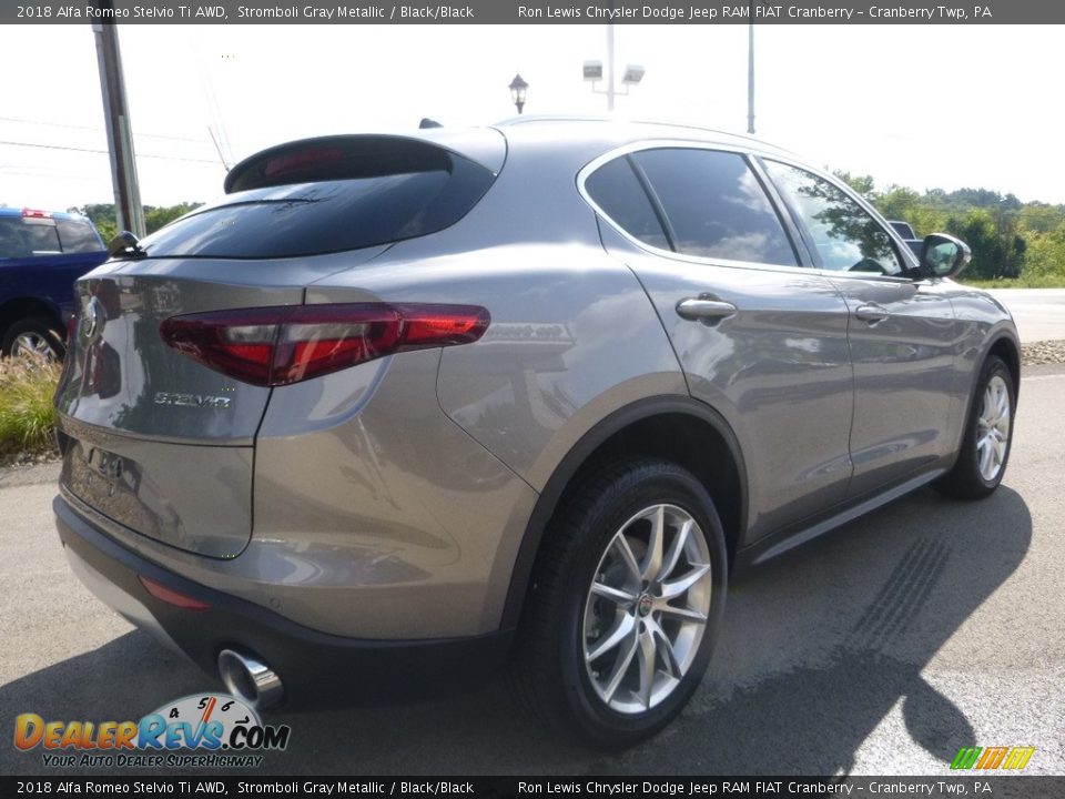 2018 Alfa Romeo Stelvio Ti AWD Stromboli Gray Metallic / Black/Black Photo #8