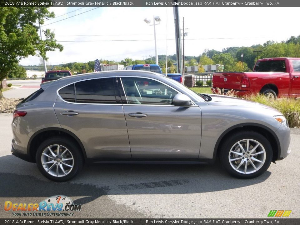 2018 Alfa Romeo Stelvio Ti AWD Stromboli Gray Metallic / Black/Black Photo #9