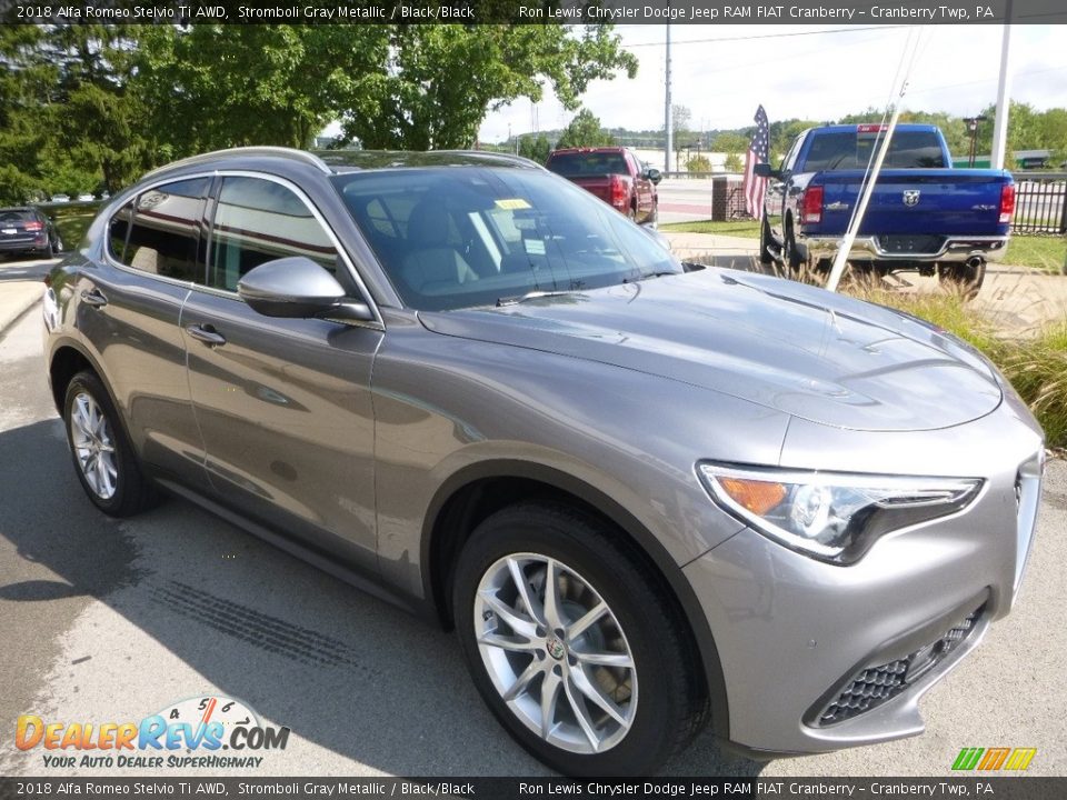 2018 Alfa Romeo Stelvio Ti AWD Stromboli Gray Metallic / Black/Black Photo #10
