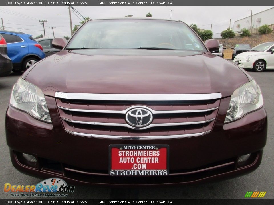 2006 Toyota Avalon XLS Cassis Red Pearl / Ivory Photo #2