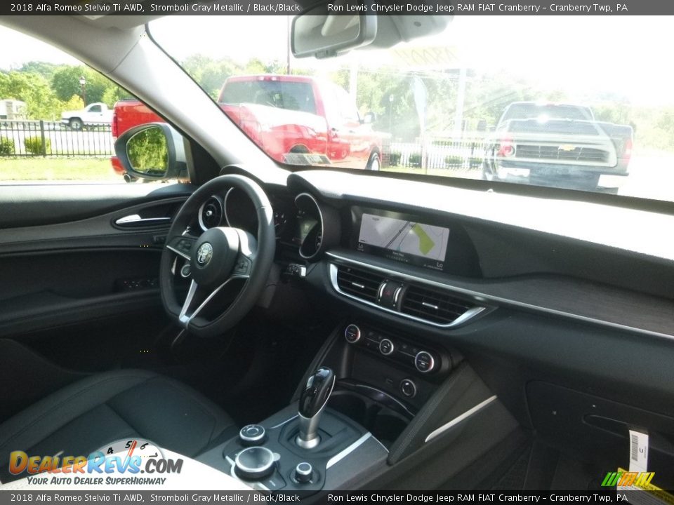 2018 Alfa Romeo Stelvio Ti AWD Stromboli Gray Metallic / Black/Black Photo #16