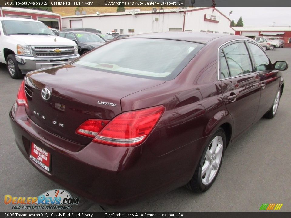2006 Toyota Avalon XLS Cassis Red Pearl / Ivory Photo #7
