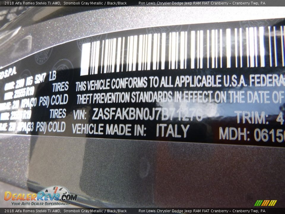 2018 Alfa Romeo Stelvio Ti AWD Stromboli Gray Metallic / Black/Black Photo #22