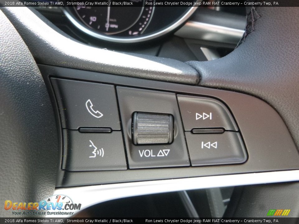 2018 Alfa Romeo Stelvio Ti AWD Stromboli Gray Metallic / Black/Black Photo #28