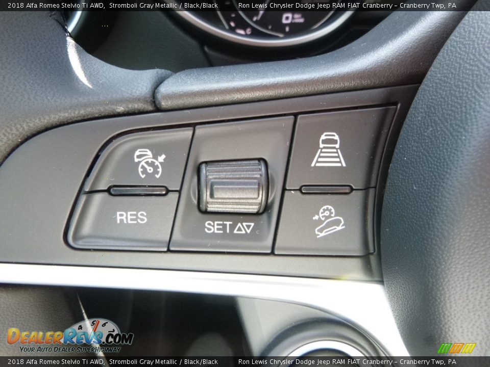 2018 Alfa Romeo Stelvio Ti AWD Stromboli Gray Metallic / Black/Black Photo #29