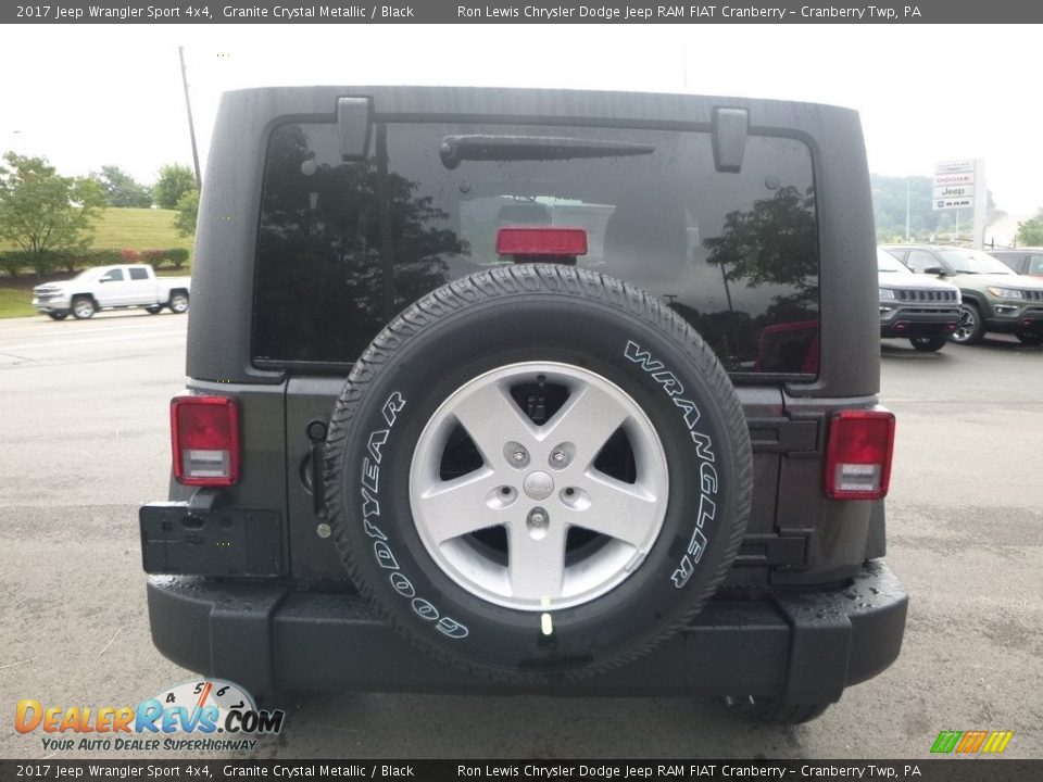 2017 Jeep Wrangler Sport 4x4 Granite Crystal Metallic / Black Photo #4