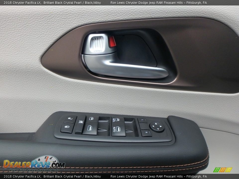 Controls of 2018 Chrysler Pacifica LX Photo #14
