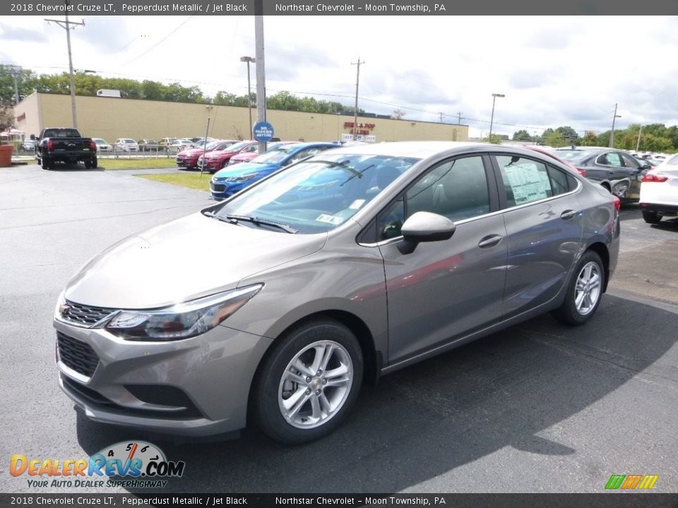 2018 Chevrolet Cruze LT Pepperdust Metallic / Jet Black Photo #1