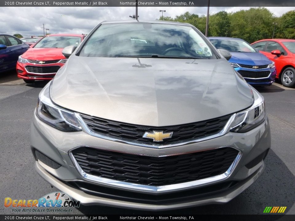 2018 Chevrolet Cruze LT Pepperdust Metallic / Jet Black Photo #8