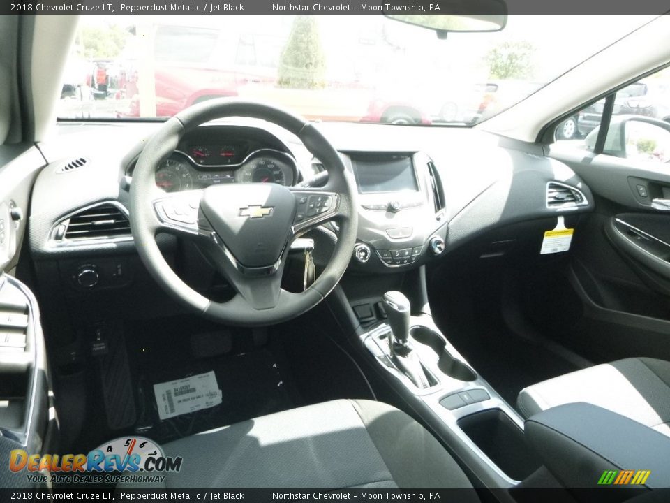 2018 Chevrolet Cruze LT Pepperdust Metallic / Jet Black Photo #14
