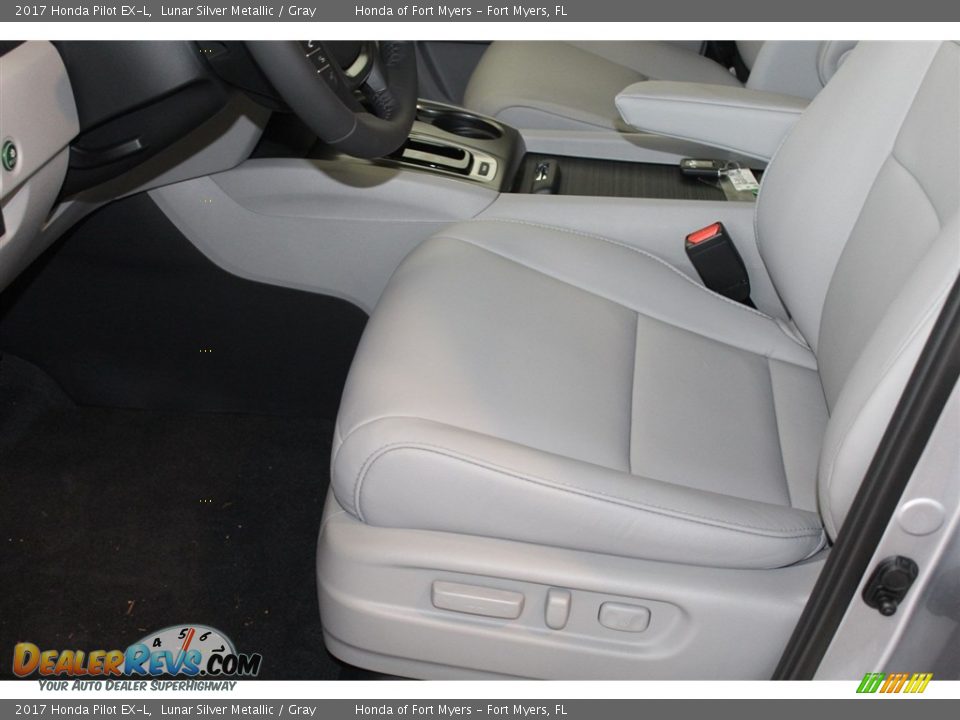2017 Honda Pilot EX-L Lunar Silver Metallic / Gray Photo #11