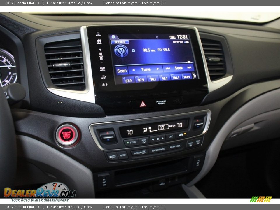 2017 Honda Pilot EX-L Lunar Silver Metallic / Gray Photo #17