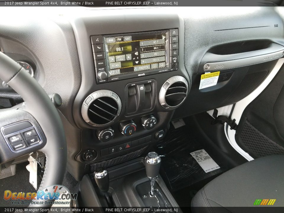 2017 Jeep Wrangler Sport 4x4 Bright White / Black Photo #10
