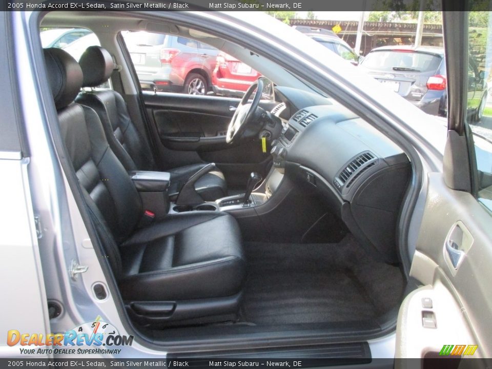 2005 Honda Accord EX-L Sedan Satin Silver Metallic / Black Photo #17