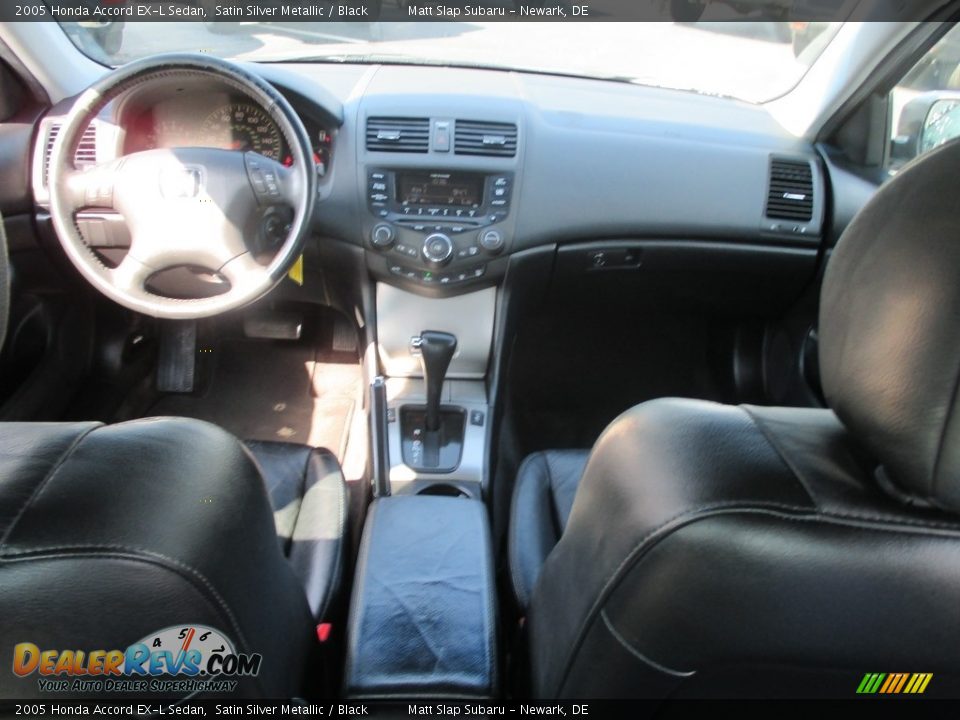 2005 Honda Accord EX-L Sedan Satin Silver Metallic / Black Photo #23