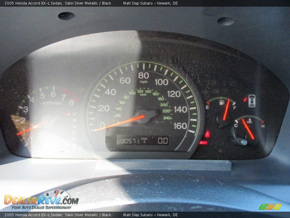 2005 Honda Accord EX-L Sedan Satin Silver Metallic / Black Photo #26