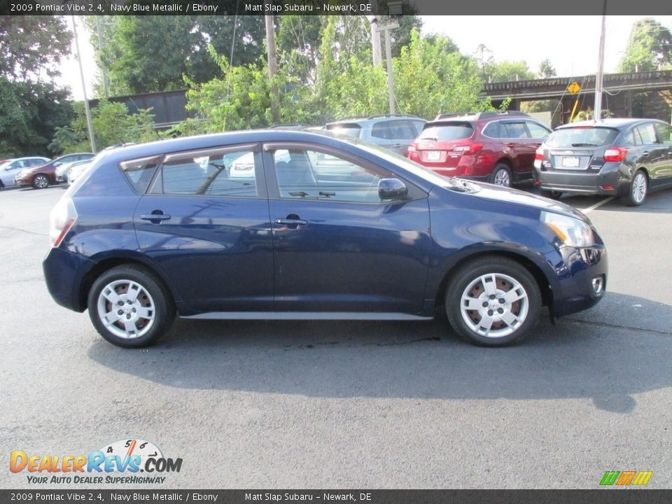 2009 Pontiac Vibe 2.4 Navy Blue Metallic / Ebony Photo #5