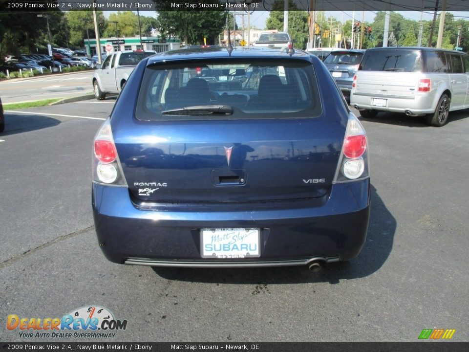 2009 Pontiac Vibe 2.4 Navy Blue Metallic / Ebony Photo #7