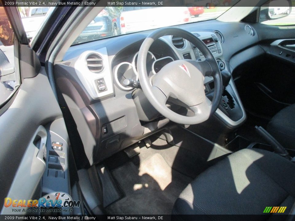 2009 Pontiac Vibe 2.4 Navy Blue Metallic / Ebony Photo #11