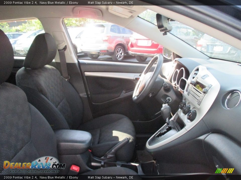 2009 Pontiac Vibe 2.4 Navy Blue Metallic / Ebony Photo #16