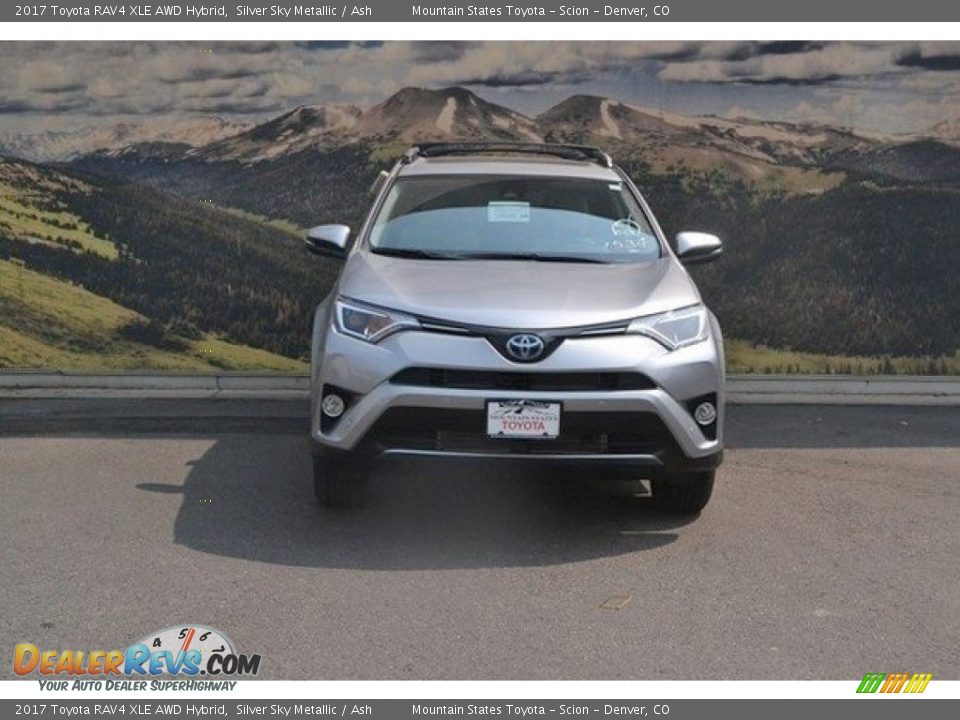 2017 Toyota RAV4 XLE AWD Hybrid Silver Sky Metallic / Ash Photo #2