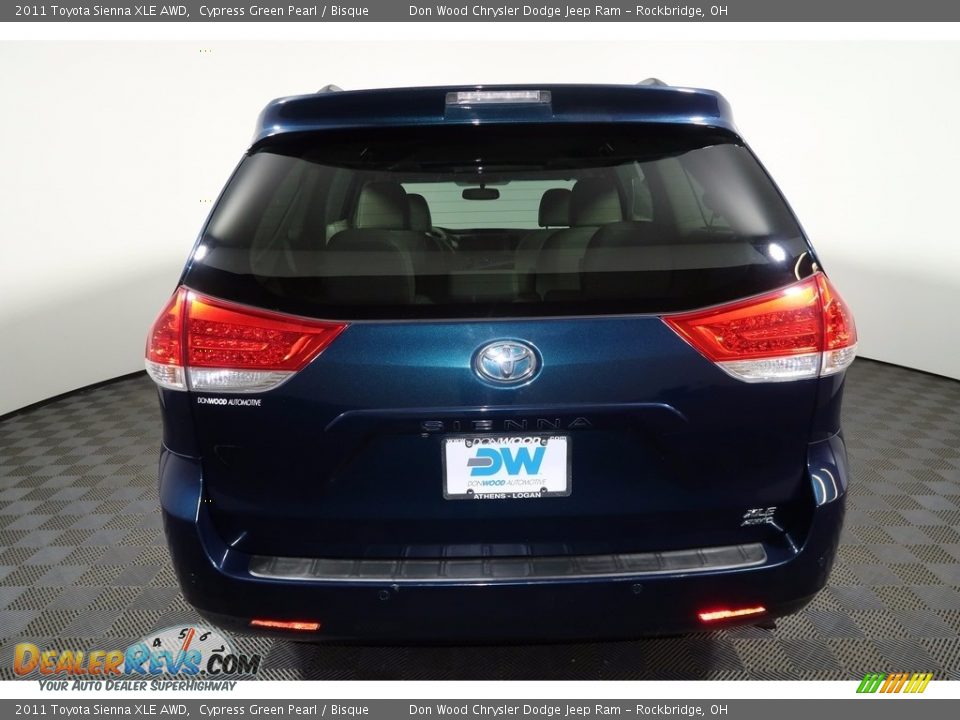 2011 Toyota Sienna XLE AWD Cypress Green Pearl / Bisque Photo #9