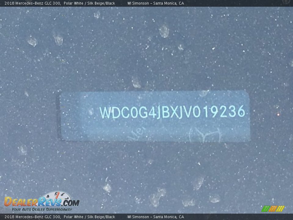 2018 Mercedes-Benz GLC 300 Polar White / Silk Beige/Black Photo #10