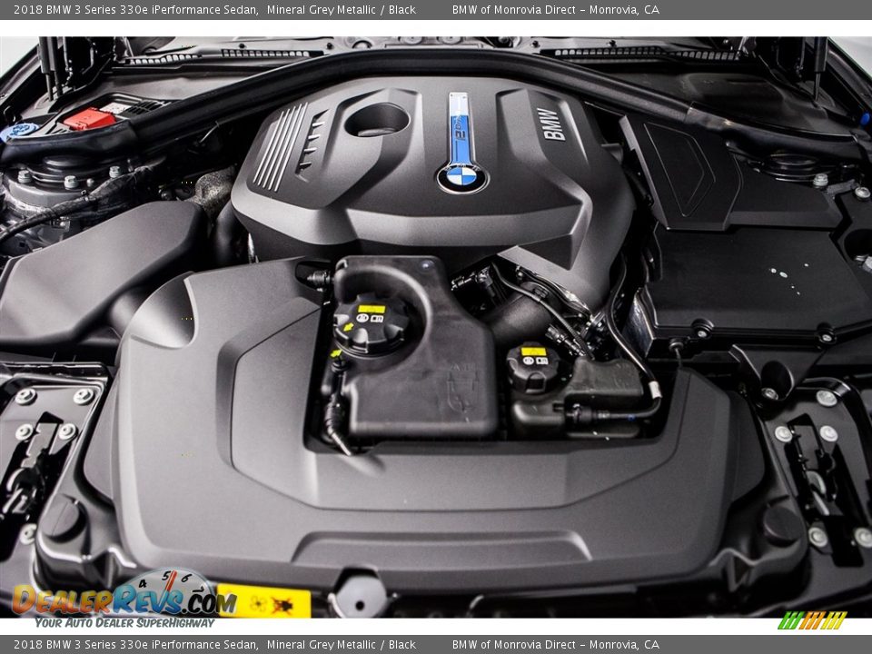 2018 BMW 3 Series 330e iPerformance Sedan 2.0 Liter e DI TwinPower Turbocharged DOHC 16-Valve VVT 4 Cylinder Gasoline/Plug-in Electric Hybrid Engine Photo #8