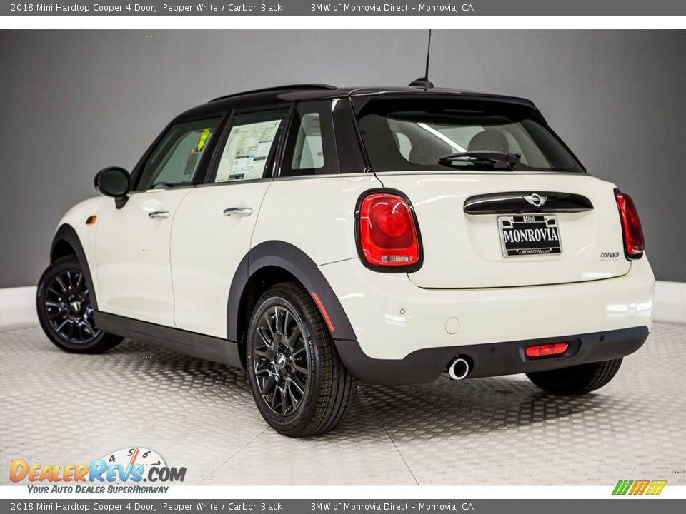 2018 Mini Hardtop Cooper 4 Door Pepper White / Carbon Black Photo #3