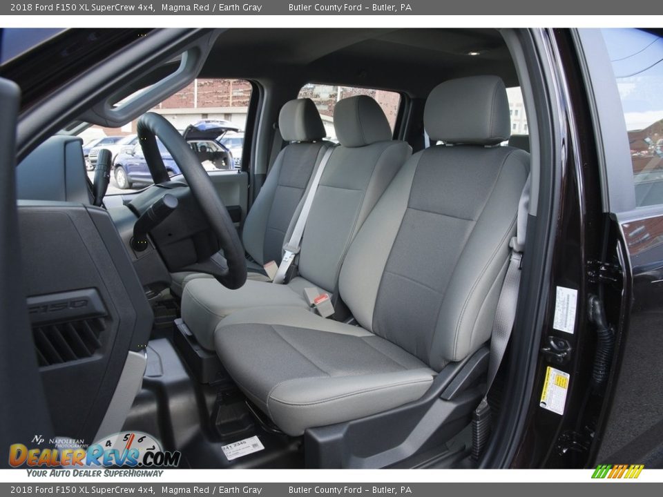 Front Seat of 2018 Ford F150 XL SuperCrew 4x4 Photo #8