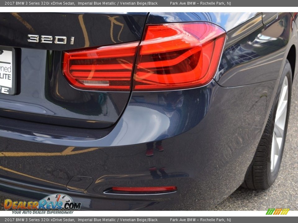 2017 BMW 3 Series 320i xDrive Sedan Imperial Blue Metallic / Venetian Beige/Black Photo #23