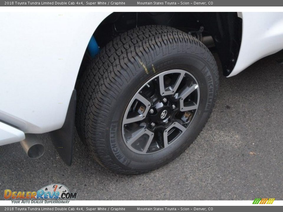 2018 Toyota Tundra Limited Double Cab 4x4 Super White / Graphite Photo #9