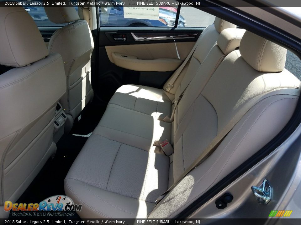 2018 Subaru Legacy 2.5i Limited Tungsten Metallic / Warm Ivory Photo #6